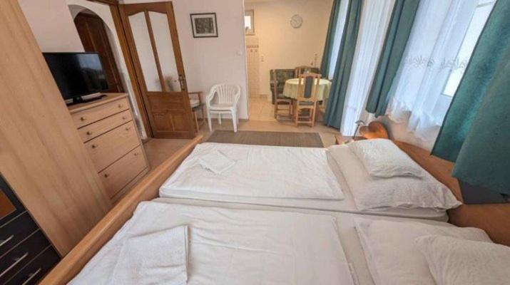 Apartmanhaz Cedrus 8 Zalakaros