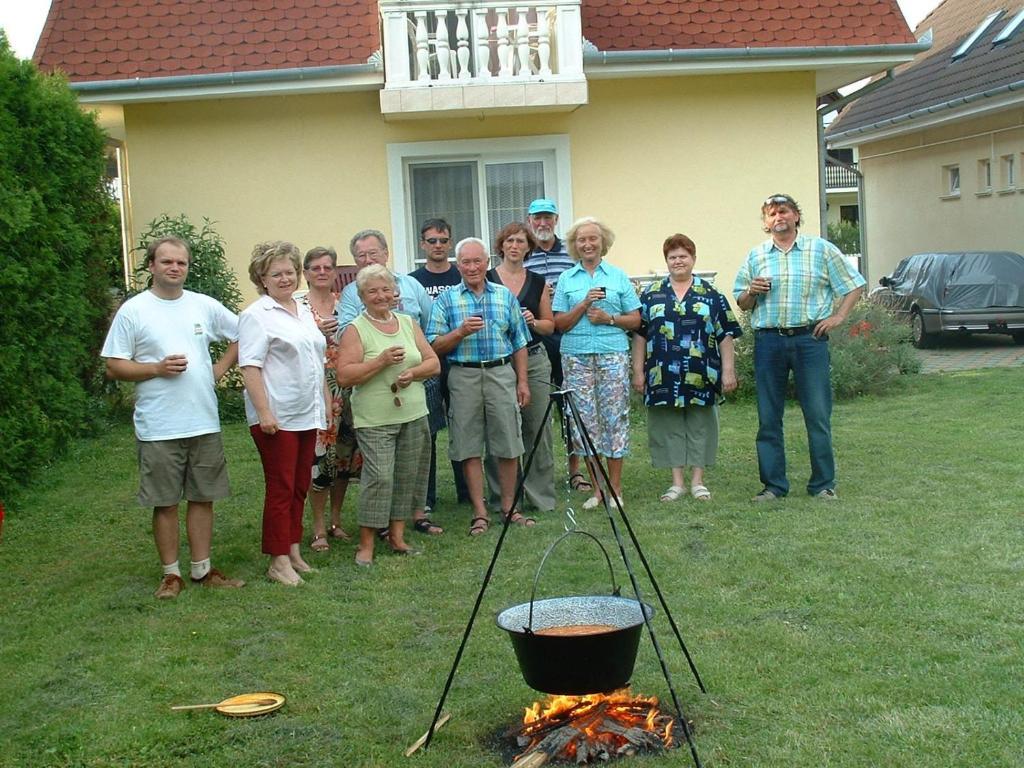Apartmanhaz Cedrus 8 *